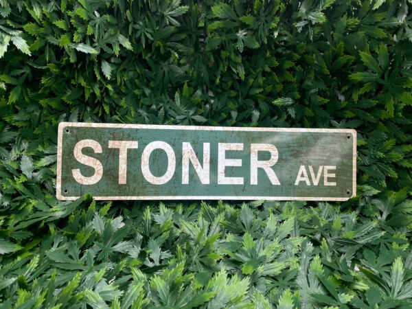 Stoner Ave - Street Sign