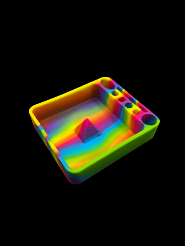 SILICONE DEBOWLING ASHTRAY WITH TOOL SLOTS - Image 2